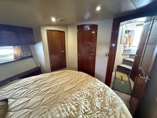Slide: The Image of Carver Yachts 46 Voyager 2005 - 73