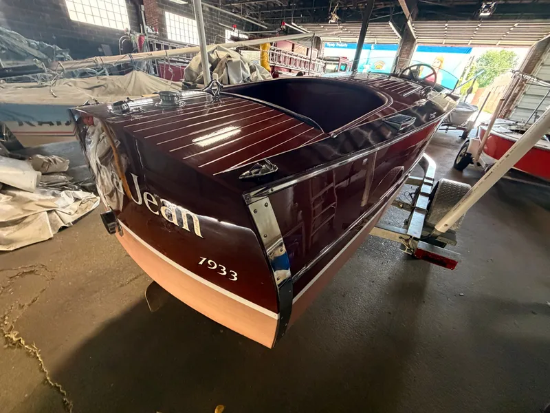 Slide: The Image of Chris-Craft Deluxe 302 1933 - 15