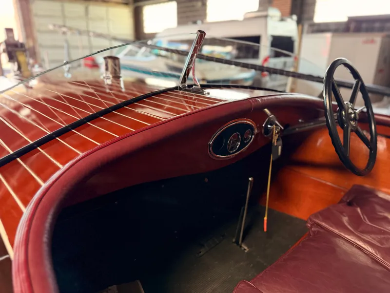 Slide: The Image of Chris-Craft Deluxe 302 1933 - 23
