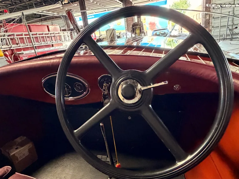 Slide: The Image of Chris-Craft Deluxe 302 1933 - 35