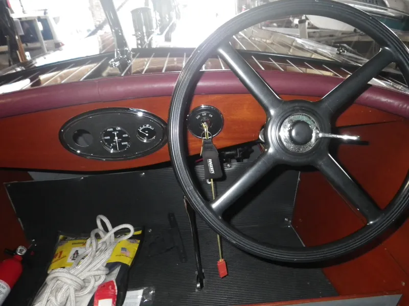 Slide: The Image of Chris-Craft Deluxe 302 1933 - 5