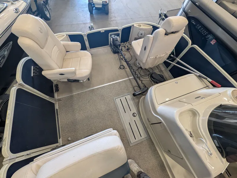 Slide: The Image of Interior of a 2013 Premier 221 CASTAWAY RE boat with seating. - 13