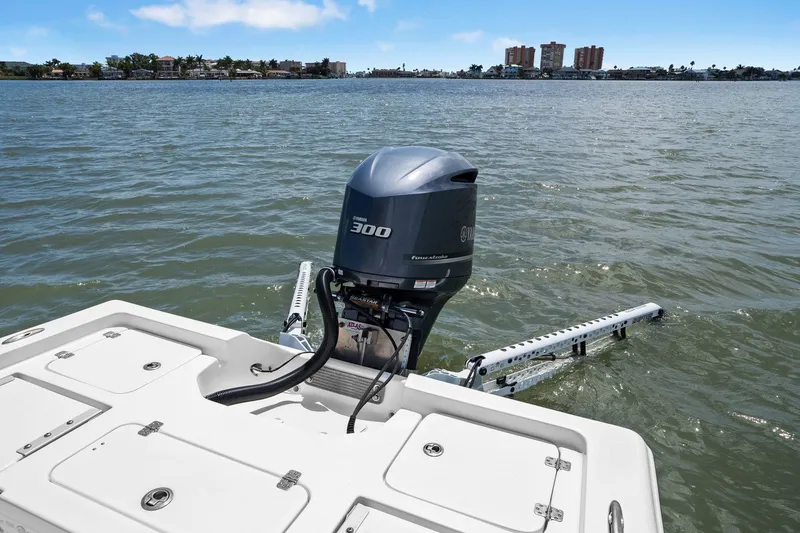 Slide: The Image of Key West 250 Bay Reef 2020 - 31