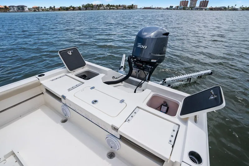 Slide: The Image of Key West 250 Bay Reef 2020 - 32