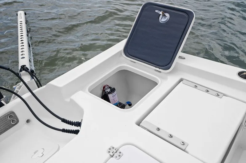 Slide: The Image of Key West 250 Bay Reef 2020 - 34