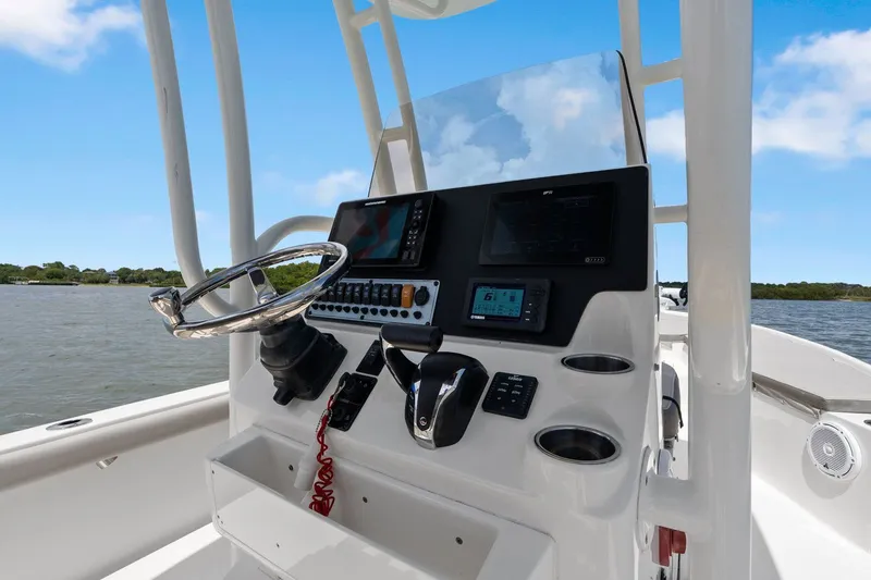 Slide: The Image of Key West 250 Bay Reef 2020 - 39