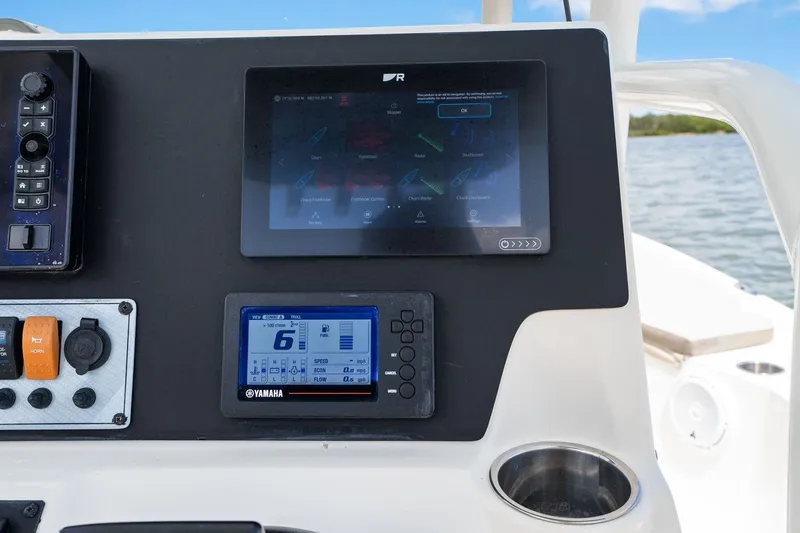 Slide: The Image of Key West 250 Bay Reef 2020 - 42
