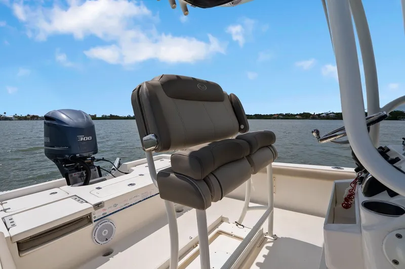Slide: The Image of Key West 250 Bay Reef 2020 - 44