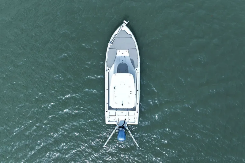 Slide: The Image of Key West 250 Bay Reef 2020 - 8