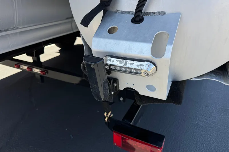 Slide: The Image of 2023 Avalon Catalina VRBW trailer hitch with LED light and metal bracket. - 9