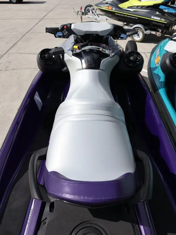 Slide: The Image of Sea-Doo GTI SE 170 2025 - 7