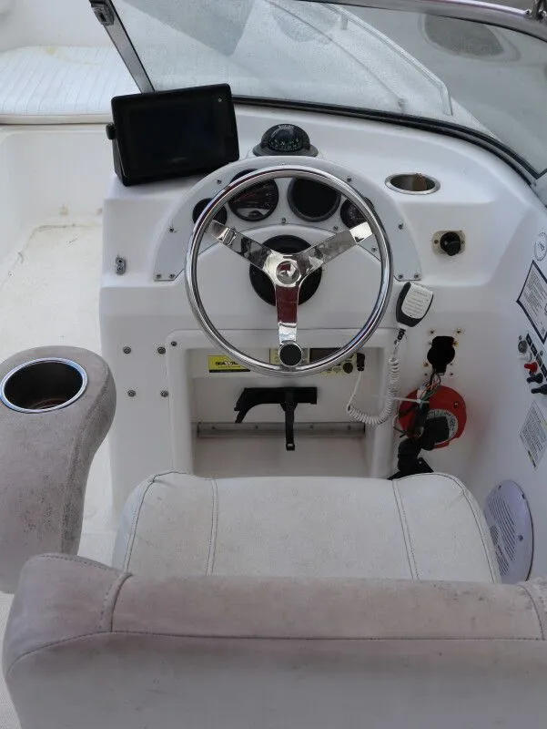 Slide: The Image of Sea Fox 206 Dc 2005 - 15