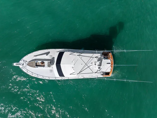Slide: The Image of Hatteras 68 Convertible 2006 - 77