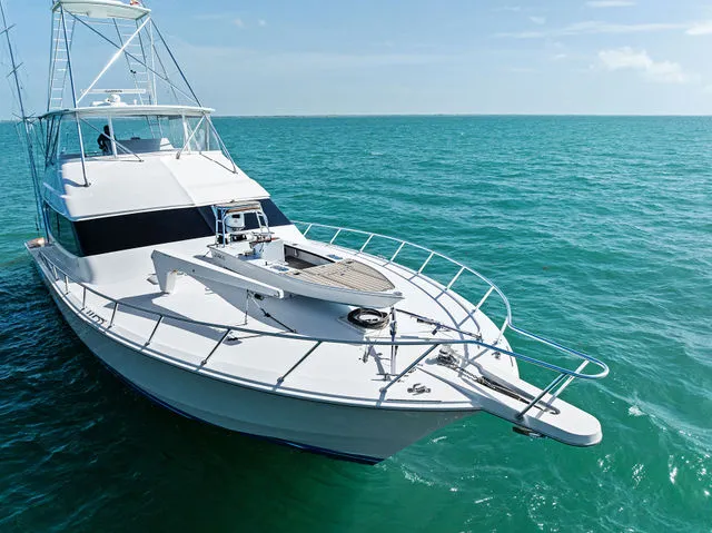 Slide: The Image of Hatteras 68 Convertible 2006 - 79