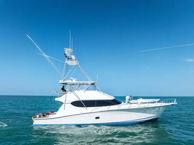 Slide: The Image of Hatteras 68 Convertible 2006 - 87