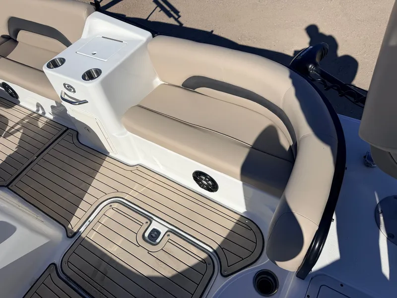 Slide: The Image of Interior of a 2021 Hurricane Fun Deck 198 boat with seating area. - 18