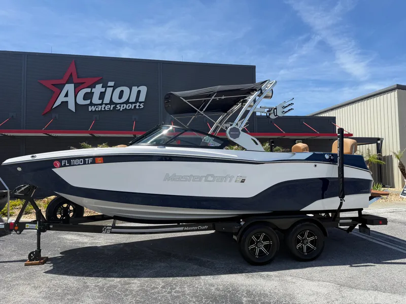 The Image of 2022 MasterCraft XT22 boat at Action Water Sports. - 1