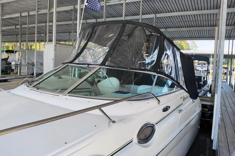 Slide: The Image of Sea Ray Sundancer 260 2001 - 2