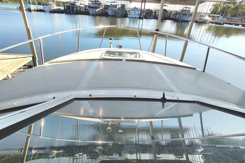 Slide: The Image of 2001 Sea Ray Sundancer 260 at dock, view from deck. - 7
