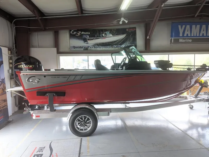 The Image of Red G3 AV1850SF boat from 2026 in a showroom. - 1