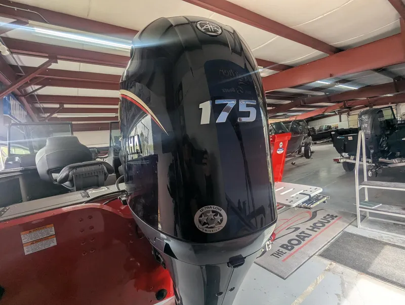 Slide: The Image of Yamaha 175 outboard motor on G3 AV1850SF boat, year 2026. - 5