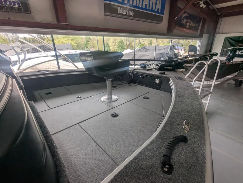 Slide: The Image of Interior of a 2026 G3 AV1850SF boat with seating and controls. - 8