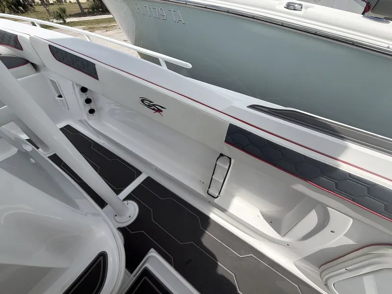 Slide: The Image of Interior view of the 2024 Glasstream 280 SCX boat. - 8