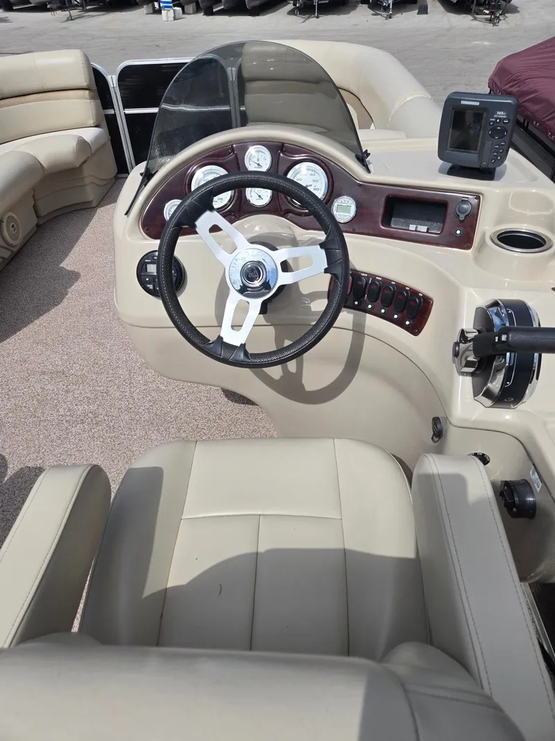 Slide: The Image of Interior view of a 2017 Misty Harbor 2285 boat cockpit. - 18