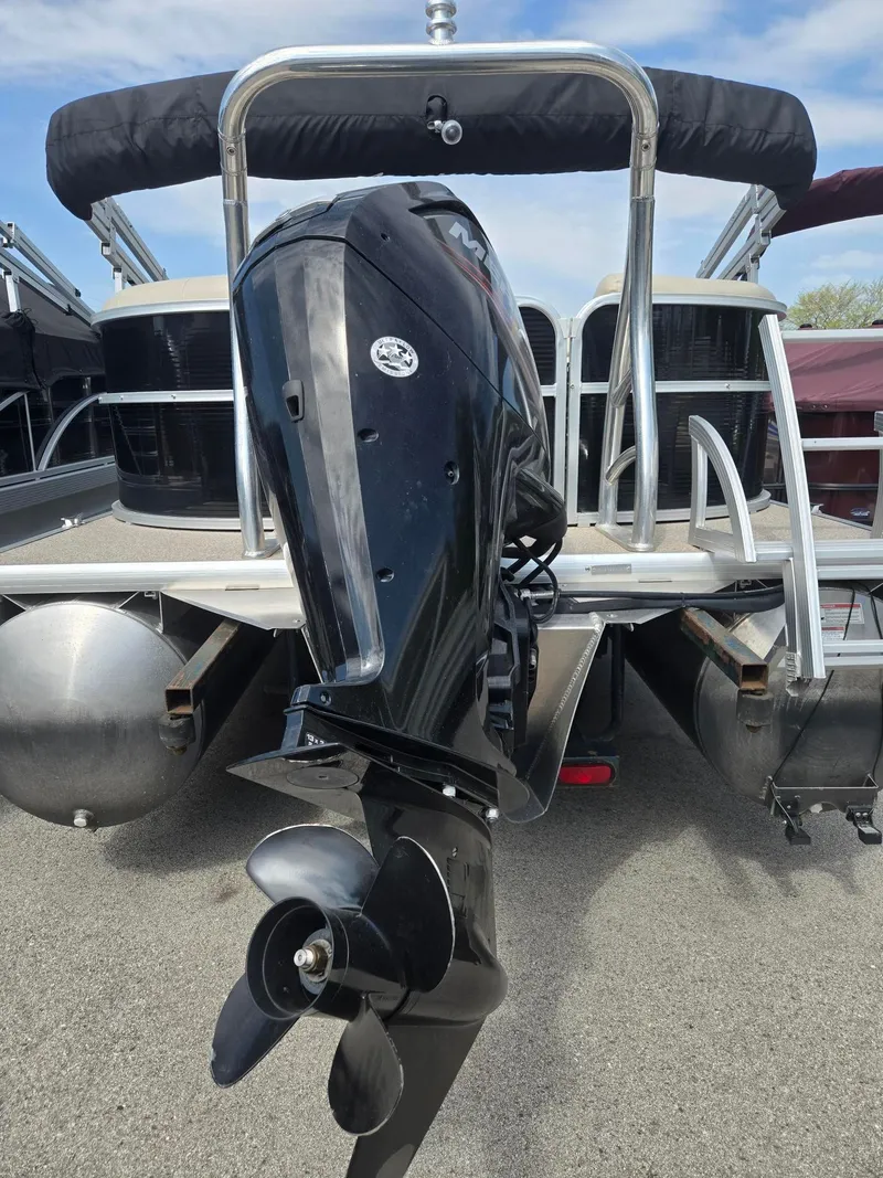 Slide: The Image of 2017 Misty Harbor 2285 pontoon boat with outboard motor. - 4