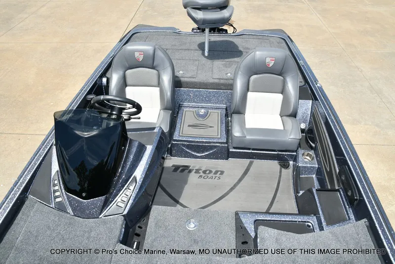 Slide: The Image of Triton 20XP Patriot 2024 - 54