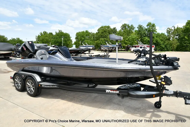 Slide: The Image of Triton 20XP Patriot 2024 - 81
