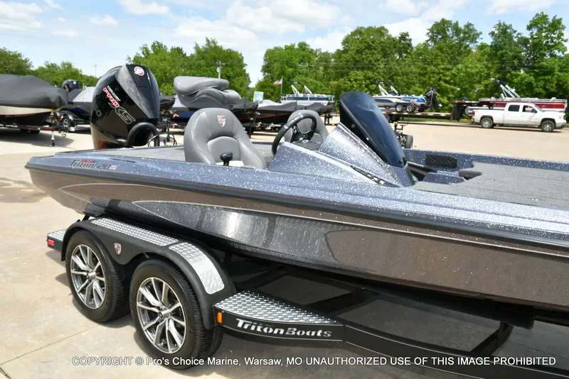 Slide: The Image of Triton 20XP Patriot 2024 - 83