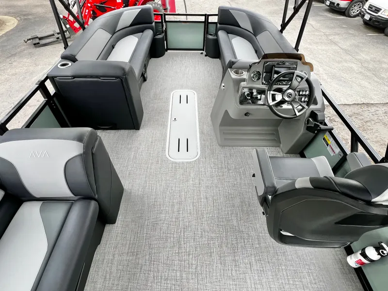 Slide: The Image of Interior of Avalon Venture 85 25' pontoon boat, 2026 model. - 21