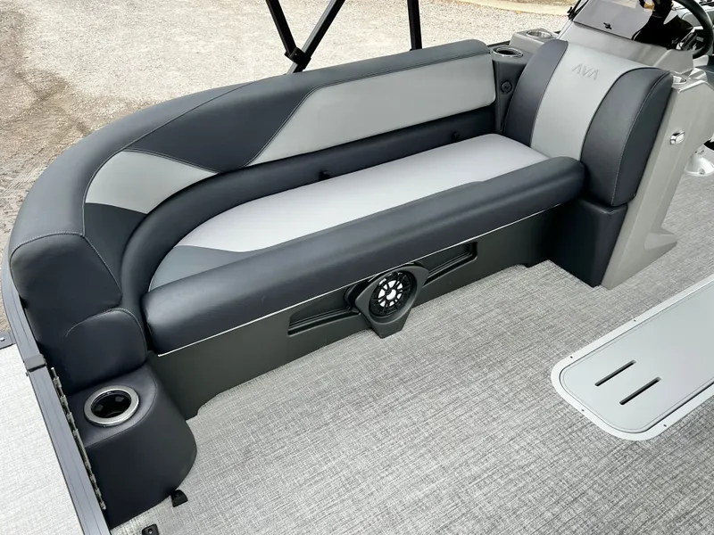 Slide: The Image of Avalon Venture 85 25' boat with gray rear bench and speaker. - 9