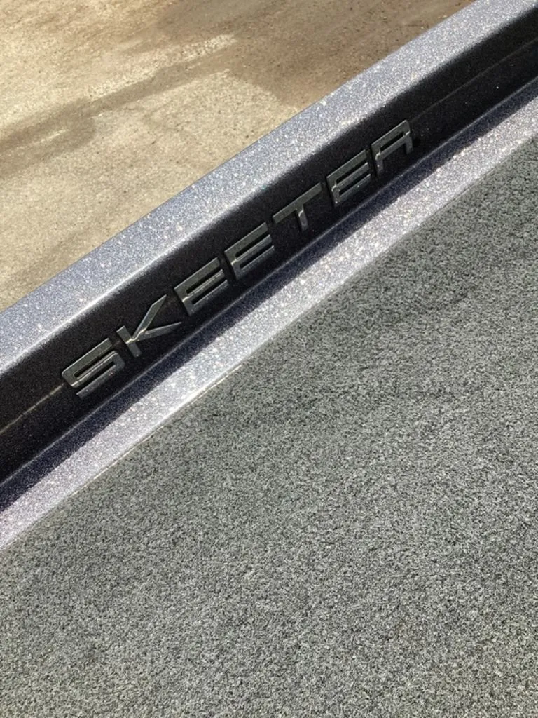 Slide: The Image of Skeeter ZX250 2017 - 76