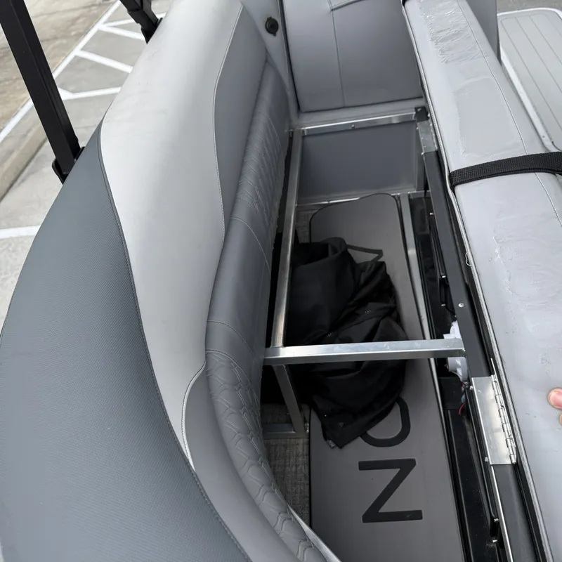Slide: The Image of Avalon Venture 85 Quad Lounge - 23' 2025 - 23