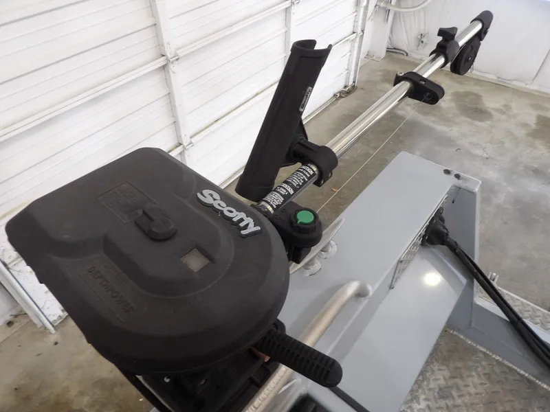 Slide: The Image of Scotty fishing rod holder on 2018 Hewescraft 20 PRO V boat. - 23