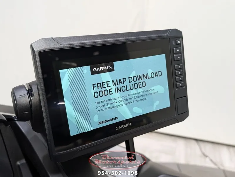 Slide: The Image of Garmin display on Sea-Doo FishPro Trophy 170, 2025 model. - 18