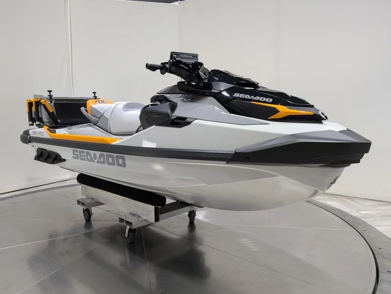 Slide: The Image of 2025 Sea-Doo FishPro Trophy 170 jet ski in white studio. - 30
