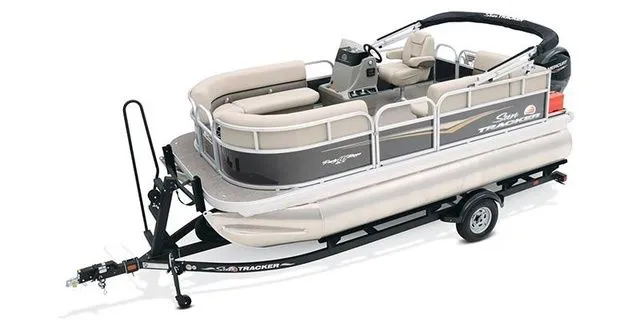 The Image of Sun Tracker Party Barge 16 DLX 2026 - 1
