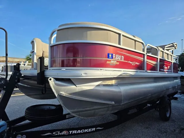 Slide: The Image of Sun Tracker Party Barge 18 2023 - 3