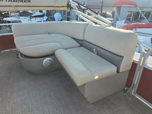 Slide: The Image of Sun Tracker Party Barge 18 2023 - 7
