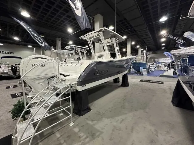 Slide: The Image of Robalo R270 Center Console 2026 - 2