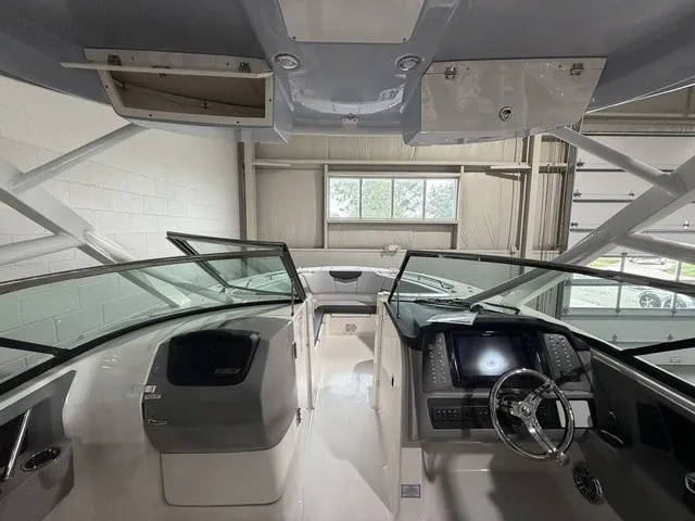 Slide: The Image of Robalo R317 Dual Console 2025 - 9