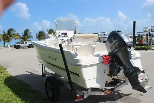 Slide: The Image of Robalo R160 Center Console 2016 - 7