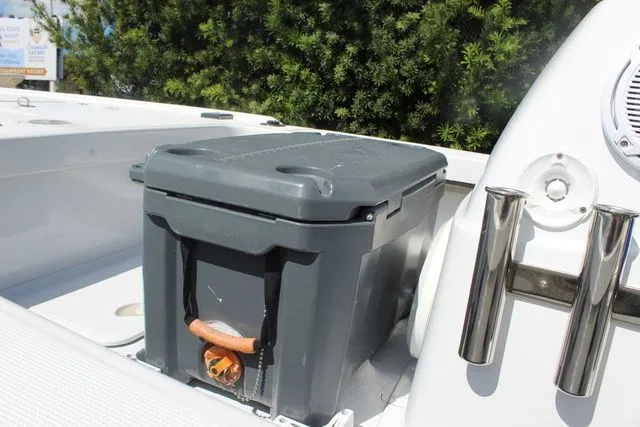 Slide: The Image of Cooler on a 2005 Action Craft 1890 Flatmaster boat. - 17
