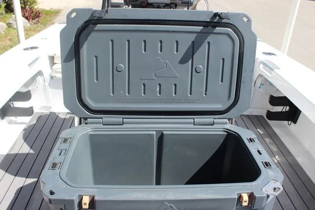 Slide: The Image of Open cooler on a 2005 Action Craft 1890 Flatmaster boat. - 27