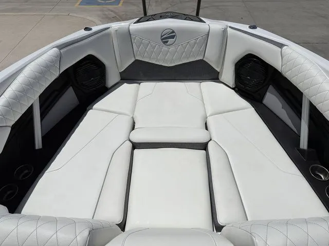 Slide: The Image of Tigé Z3 2026 - 12