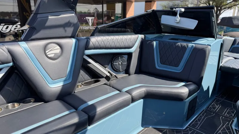 Slide: The Image of Interior of 2022 Tigé 25ZX with luxurious seating. - 23