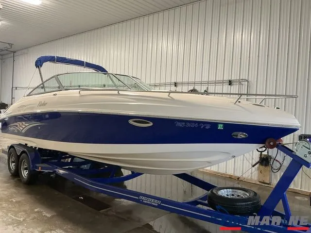 The Image of Rinker 262 Captiva 2005 - 1